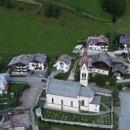 Appartamenti Ciasa Linda San Martino in Badia Dış mekan fotoğraf