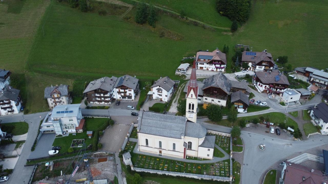 Appartamenti Ciasa Linda San Martino in Badia Dış mekan fotoğraf